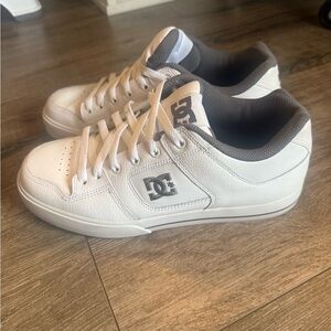 Men’s DC shoes